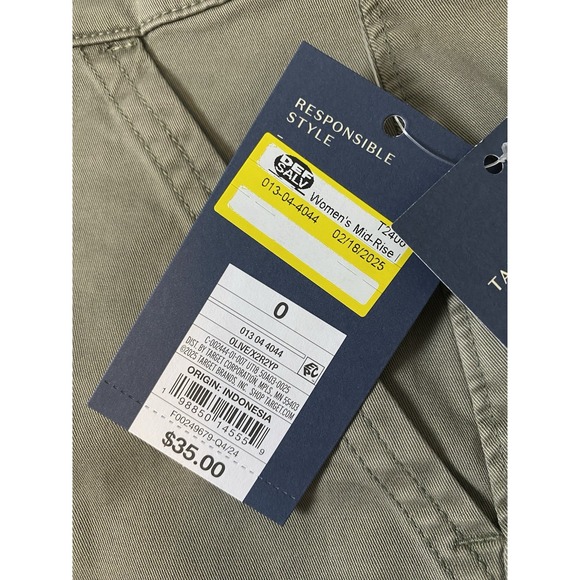 Universal Thread ( 0 ) Olive Mid-Rise Barrel Leg Utility Cargo Pants Women - Picture 4 of 13